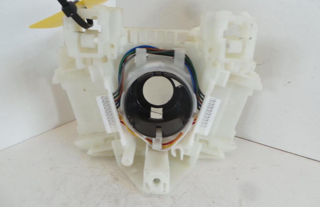 Mitsubishi Colt Z30 CZ3 Bj.07 Tr&auml;ger Kombischalter 8600A235XA